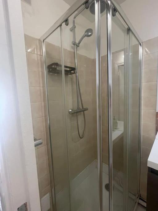 Nice Flat St Germain En Laye Centre 30 Minutes To Paris 생제르맹 앙 레 외부 사진