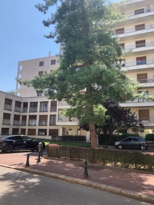 Nice Flat St Germain En Laye Centre 30 Minutes To Paris 생제르맹 앙 레 외부 사진